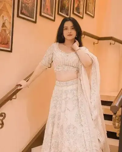 Escort Nagrota Bagwan